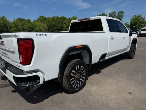 Used 2022 GMC Sierra 2500 SLE AWD/4WD image 11