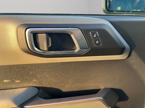 Used 2023 Ford Bronco Badlands w/ Sasquatch Package image 35