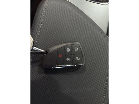 New 2026 Chevrolet Equinox EV RS image 28