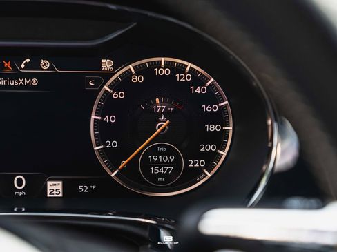 Used 2022 Bentley Continental GT image 34