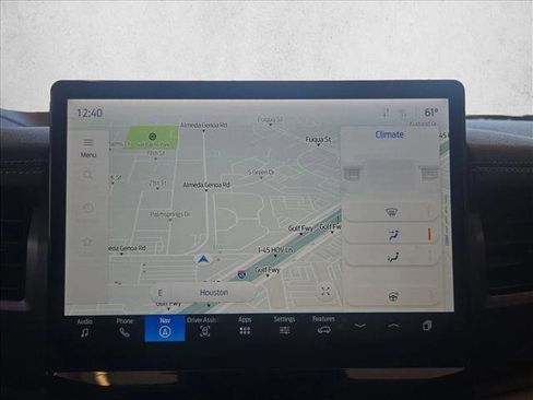 Used 2024 Ford Expedition XLT image 13