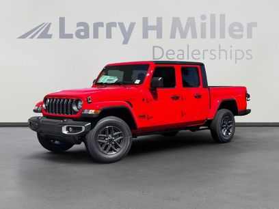 New 2025 Jeep Gladiator Sport