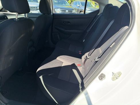 Used 2025 Nissan Sentra SV FWD image 18