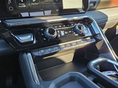 New 2026 GMC Sierra 2500 Denali w/ Technology Package AWD/4WD image 15