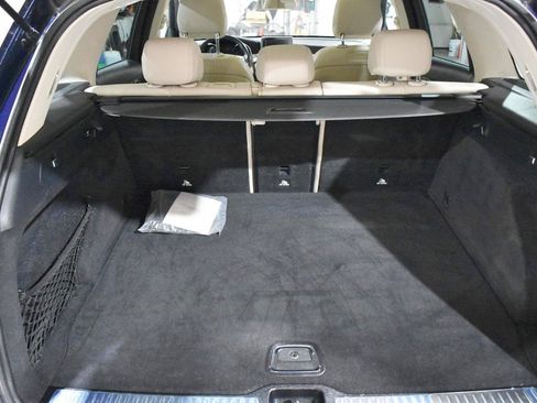 Used 2019 Mercedes-Benz GLC 300 4MATIC image 38