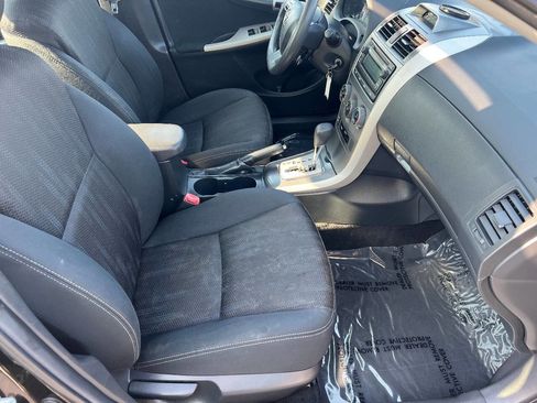 Used 2012 Toyota Corolla S image 26