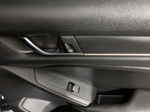 Used 2019 Honda Accord Sport image 36