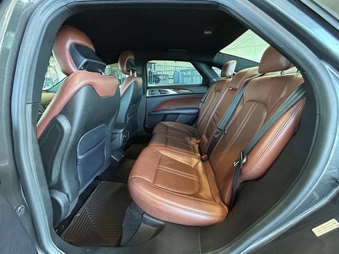 Used 2018 Lincoln MKZ Reserve w/ Technology Package FWD image 33