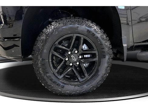 New 2026 Chevrolet Silverado 1500 Custom Trail Boss w/ Midnight Edition AWD/4WD image 13