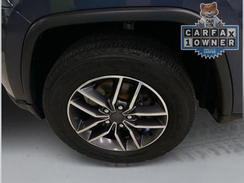 Used 2019 Jeep Grand Cherokee Limited AWD/4WD image 19