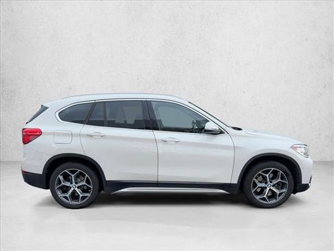 Used 2018 BMW X1 xDrive28i w/ Convenience Package image 4