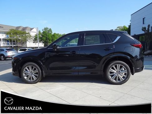 New 2025 MAZDA CX-5 Signature image 6