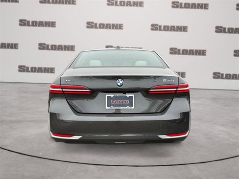Certified 2025 BMW 530i xDrive 530i xDrive image 4