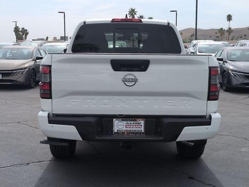New 2026 Nissan Frontier SV w/ Tow Package RWD image 4