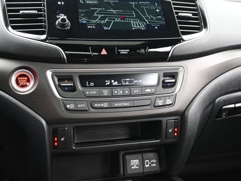 Used 2022 Honda Passport TrailSport image 47