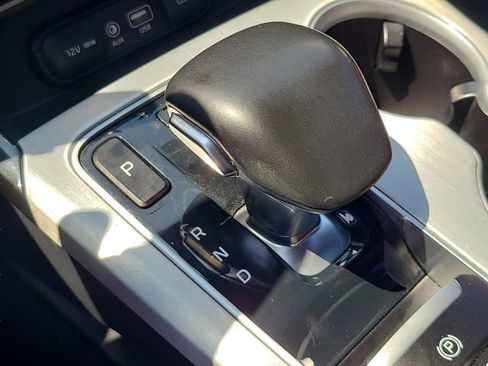 Used 2018 Kia Stinger GT2 AWD/4WD image 29