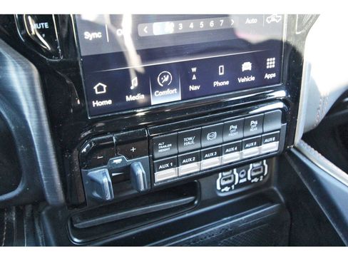 Used 2024 RAM 3500 Limited w/ Towing Technology Group AWD/4WD image 24