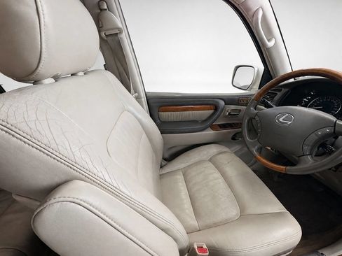 Used 2006 Lexus LX 470 4WD image 26