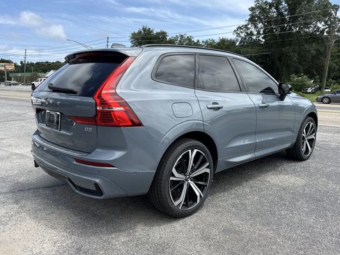Certified 2023 Volvo XC60 B5 Ultimate w/ Climate Package FWD image 5