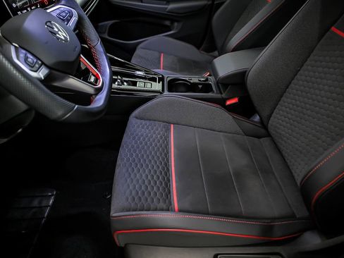 Certified 2025 Volkswagen GTI SE FWD image 12