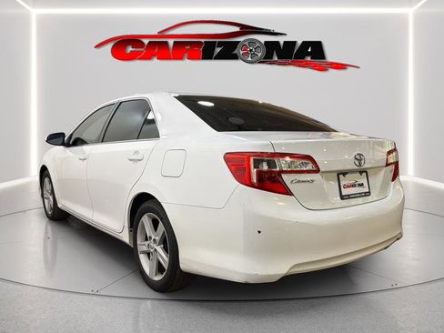 Used 2014 Toyota Camry LE image 8