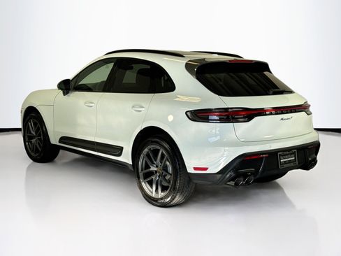 Used 2025 Porsche Macan Turbo image 3