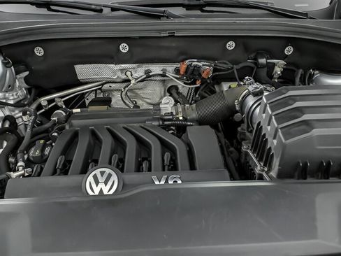 Used 2019 Volkswagen Atlas SE w/ Towing Package FWD image 11