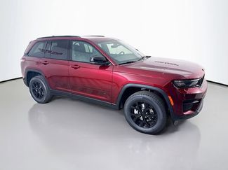 New 2025 Jeep Grand Cherokee Altitude video 1