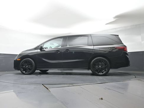 Used 2025 Honda Odyssey Sport-L image 37
