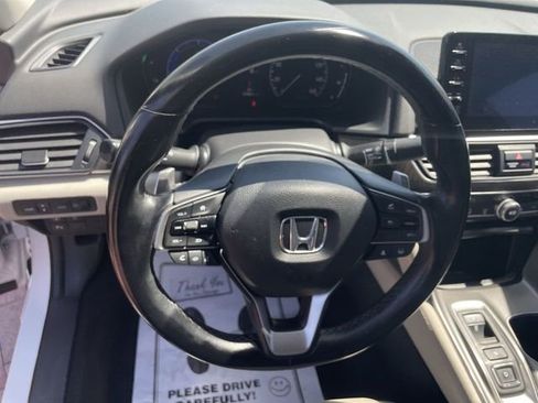 Used 2021 Honda Accord Touring image 16
