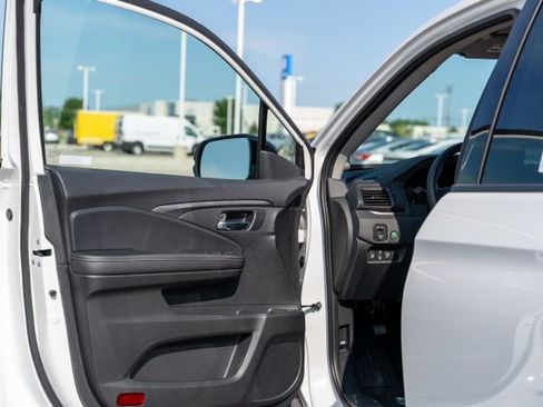 Used 2023 Honda Ridgeline Sport image 20