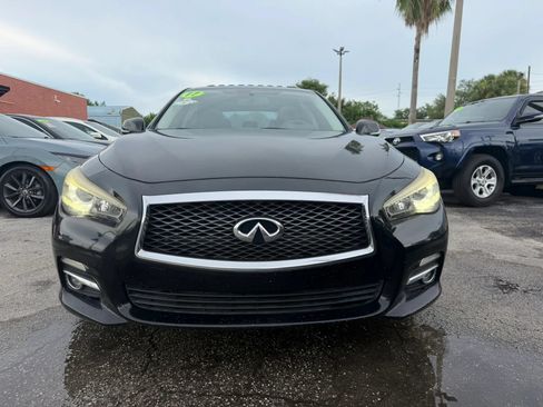 Used 2017 INFINITI Q50 Signature Edition w/ Cargo Package (L95) RWD image 2