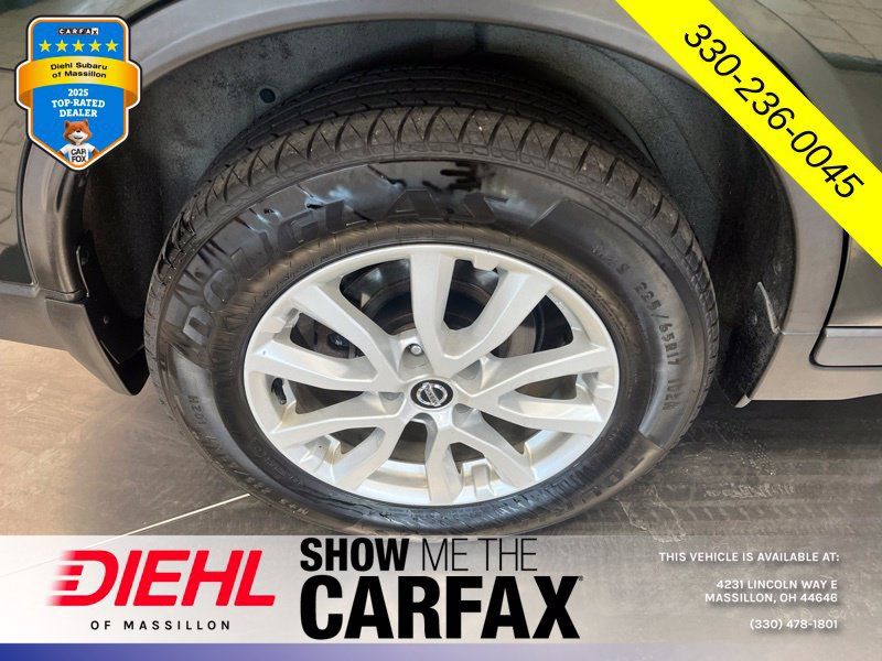 Used 2018 Nissan Rogue SV AWD/4WD image 10