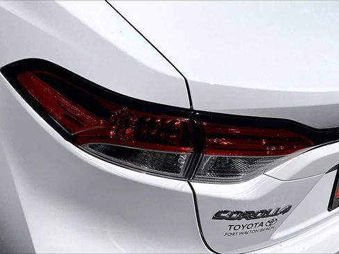 Used 2024 Toyota Corolla LE FWD image 20