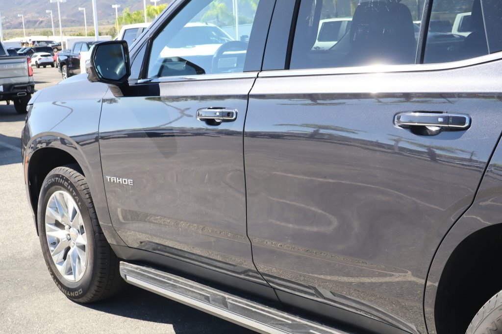 Used 2025 Chevrolet Tahoe Premier RWD image 9