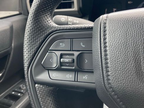 Certified 2026 Toyota Tacoma SR AWD/4WD image 13