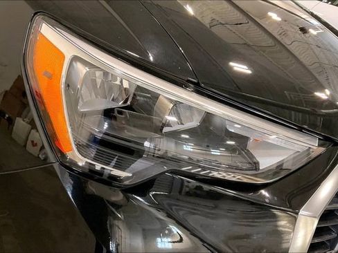 Certified 2022 Audi Q3 2.0T Premium w/ Convenience Package image 28