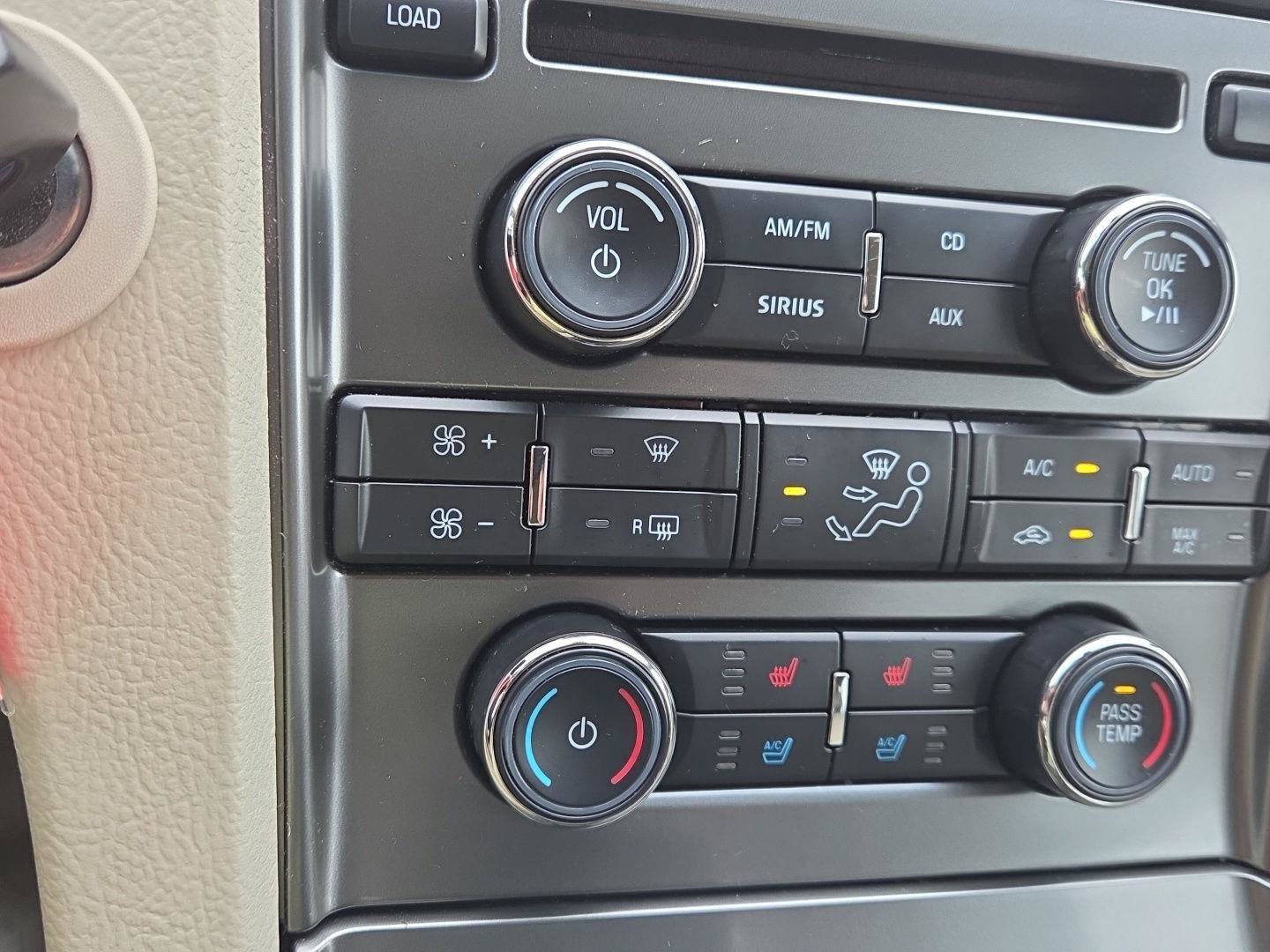 Used 2012 Ford Taurus Limited AWD/4WD image 24