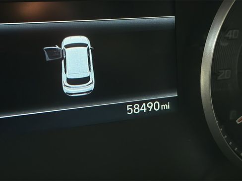 Used 2023 Hyundai Santa Fe SEL image 9