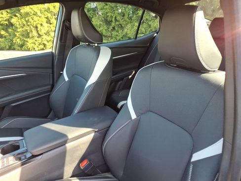 Used 2025 Toyota Camry SE w/ Multimedia Upgrade Package FWD image 13