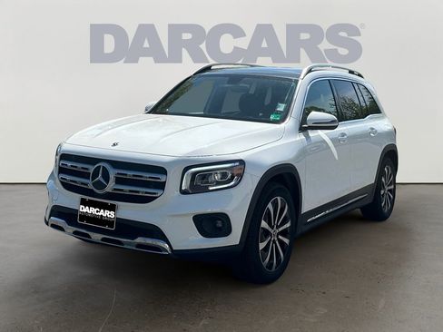 Used 2023 Mercedes-Benz GLB 250 4MATIC image 3