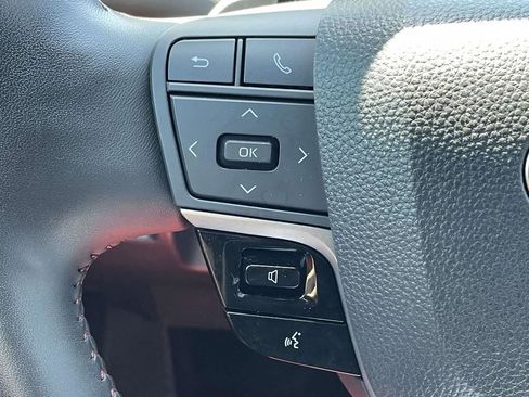 Used 2025 Toyota Camry XSE FWD image 23