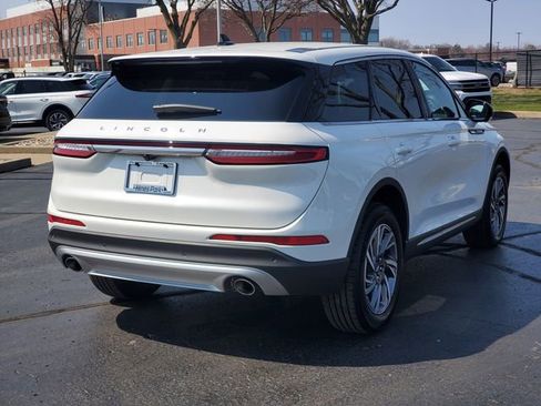 Used 2023 Lincoln Corsair FWD w/ Equipment Group 101A image 4