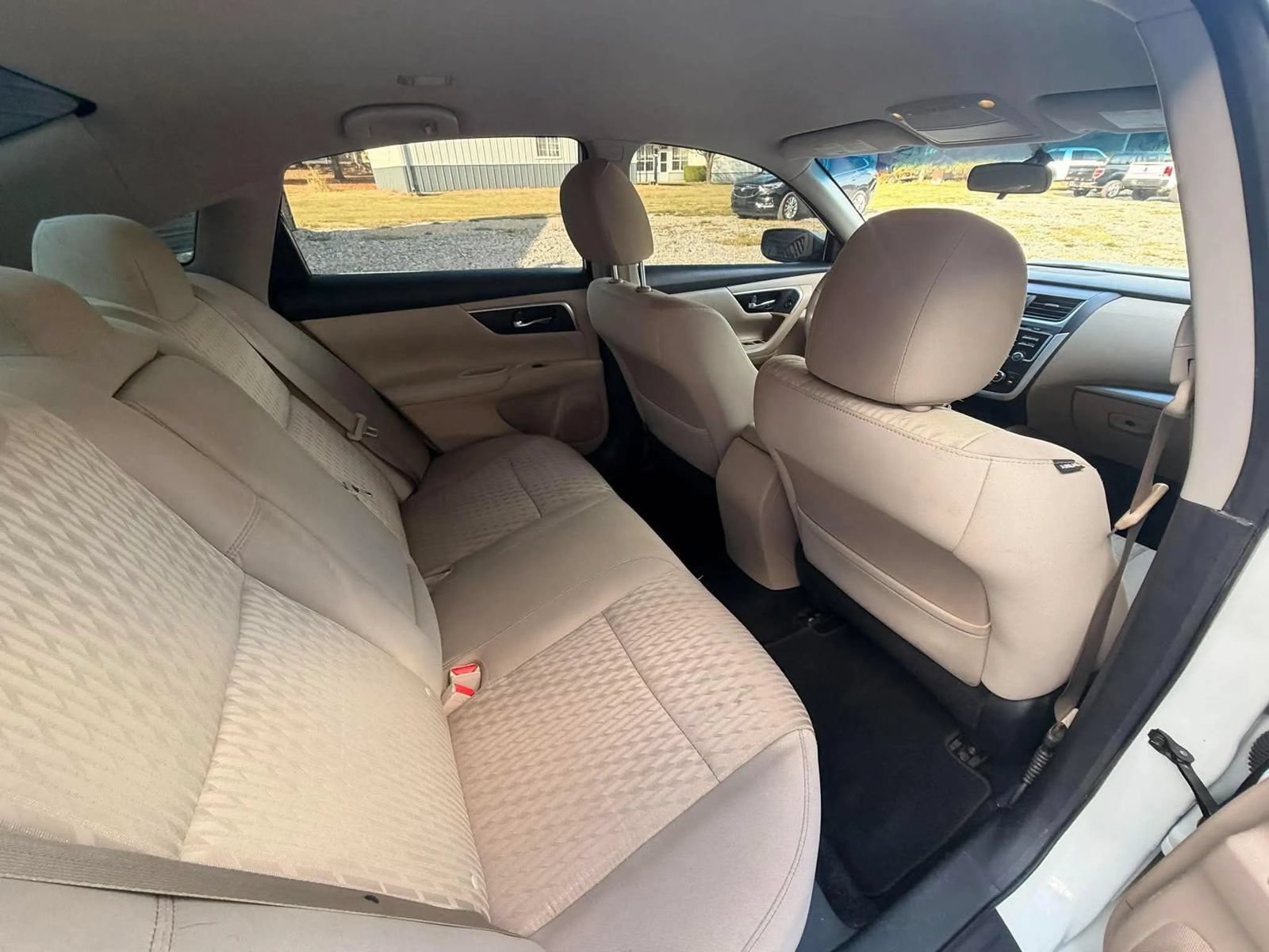 Used 2016 Nissan Altima 2.5 SV FWD image 17
