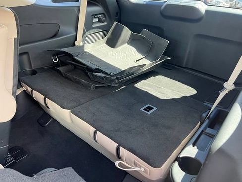 Certified 2023 Ford Explorer Limited w/ Equipment Group 301A AWD/4WD image 23