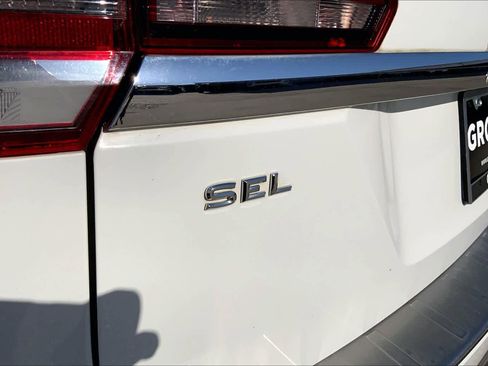 Used 2019 Volkswagen Atlas SEL image 31