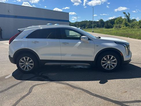 Used 2023 Cadillac XT4 Premium Luxury AWD/4WD image 6