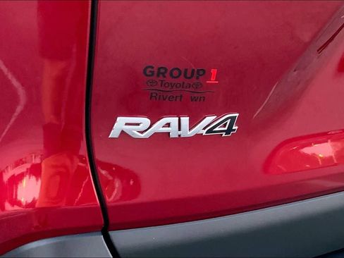 Used 2025 Toyota RAV4 XLE Premium FWD image 30
