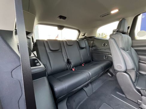 Certified 2025 Subaru Ascent Bronze Edition image 17