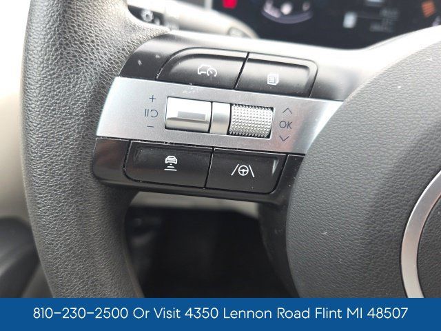 Certified 2025 Hyundai Tucson SEL AWD/4WD image 17